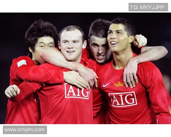 足球场上的亲情与荣耀 两位球星兄弟的传奇故事与梦想碰撞