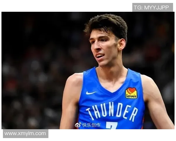 亚洲足球明星风采：探秘球场上的顶级巨星与未来之星